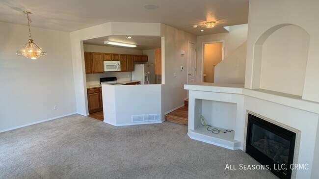 Building Photo - 7139 Sand Crest View