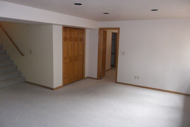 Building Photo - Traditional Elegance with Room to Grow in ...