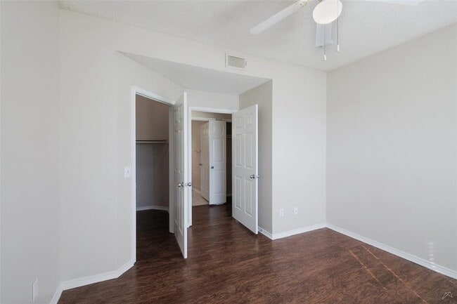 Building Photo - 11908 Anderson Mill Rd