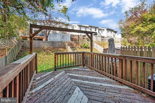 Building Photo - 22 Craftsman Ct