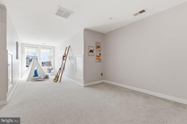 Building Photo - 7996 Reserve Way