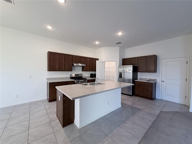 Building Photo - 2012 Raulerson Ct