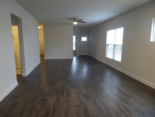 Building Photo - Beautiful home in Del Webb by Riverlights (55 and over community)