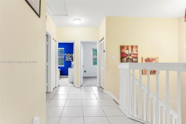 Building Photo - 14070 SW 50th Ct