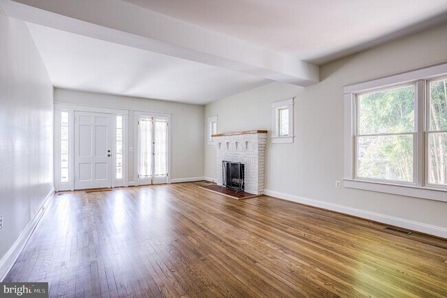 Building Photo - 1907 Luzerne Ave