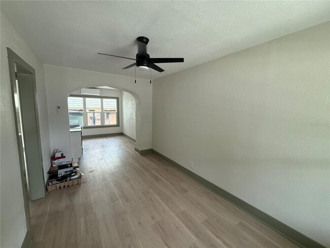 Building Photo - 535 14th Ave S