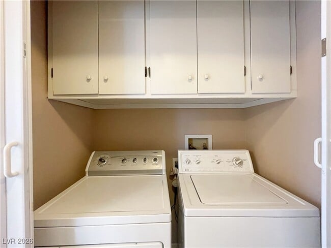 Building Photo - 8429 Charles Ct