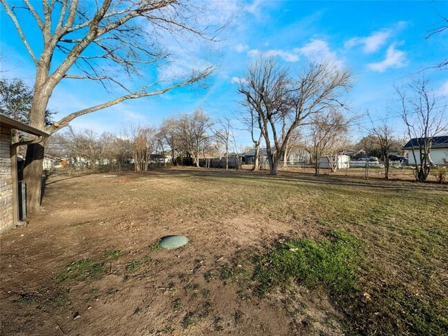 Building Photo - 1502 Glen Burnie Dr