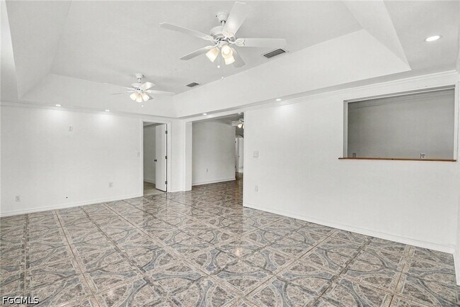 Building Photo - 20 Estate Dr