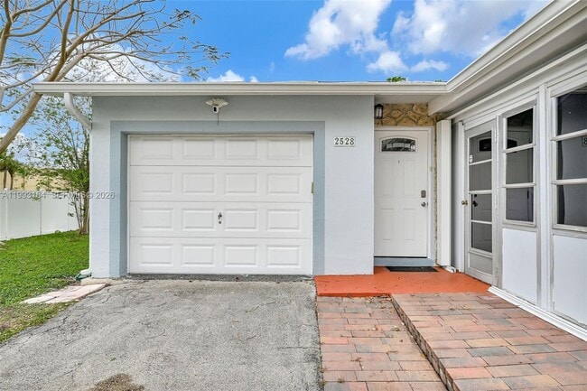 Building Photo - 2528 SW Natura Blvd