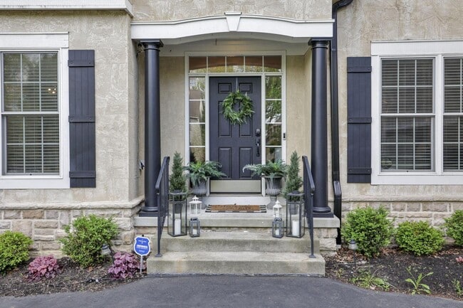 Building Photo - 7097 Pleasant Colony Cir