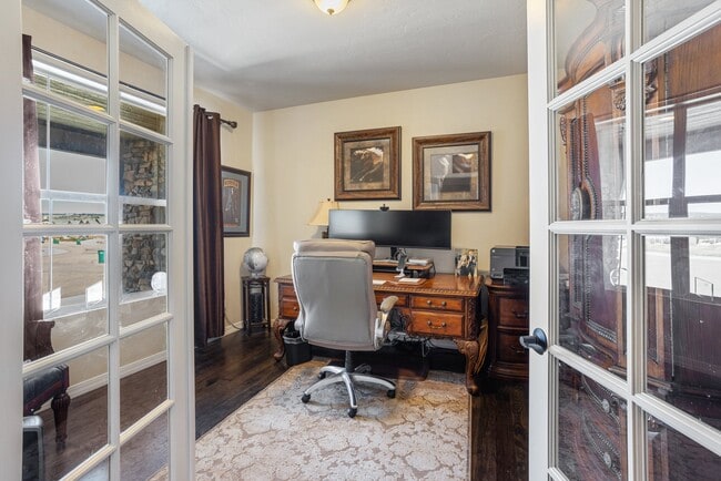 Building Photo - 2156 Villa Creek Cir