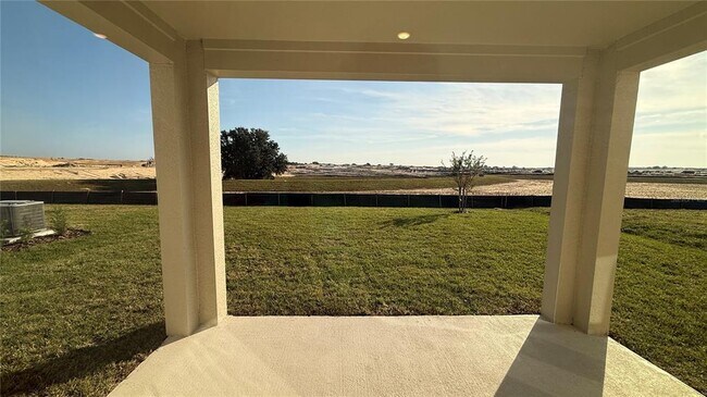 Building Photo - 5620 Lemon Grass St