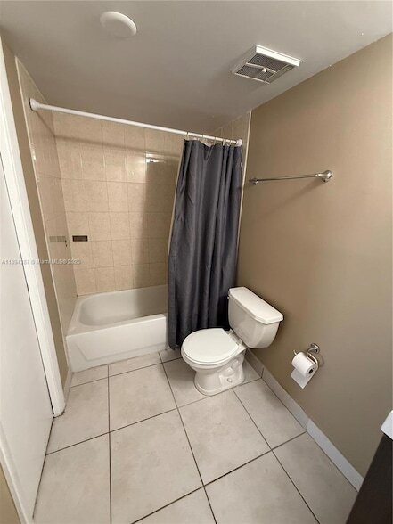 Building Photo - 8215 SW 152nd Ave