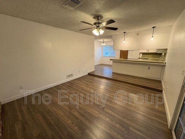 Building Photo - 1439 W Evans Ave