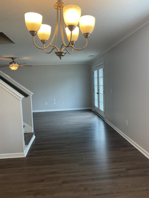 Building Photo - 347 Thistle Ln