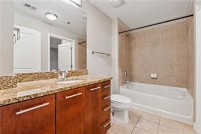 Building Photo - 1 Bedroom + 1 Bath with Views of Buckhead!