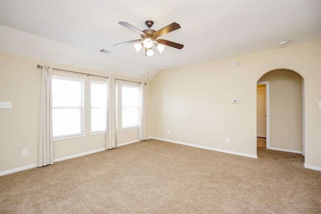 Building Photo - 6203 Brookmall Dr