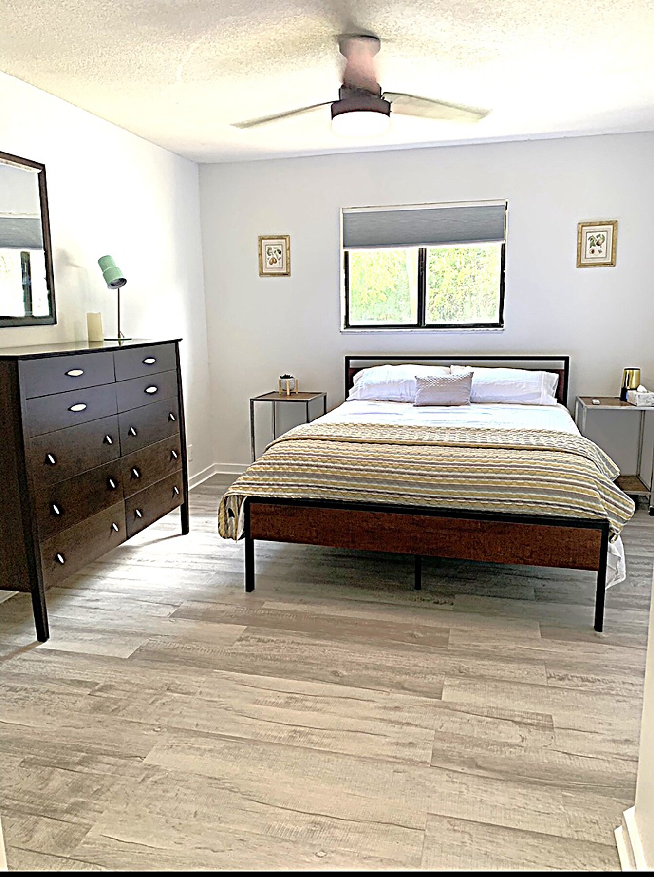 Building Photo - 1255 Ponce Island Dr