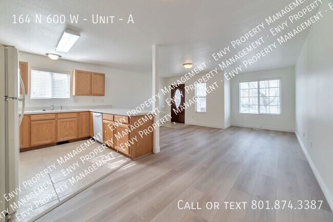 Building Photo - 164 N 600 W