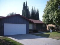 Building Photo - 1641 W Whitendale Ave