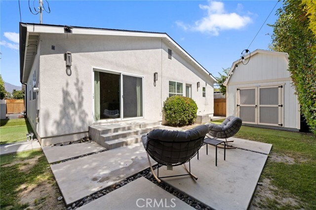 Building Photo - 827 N Lamer St