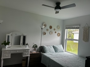 Building Photo - 21286 Quesada Ave