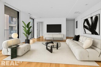 Building Photo - 50 N 1st St