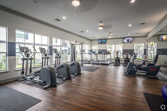 Building Photo - Start Your Lease with One Month On Us!