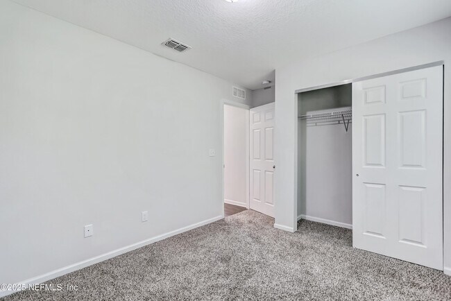 Building Photo - 4566 Kerle St