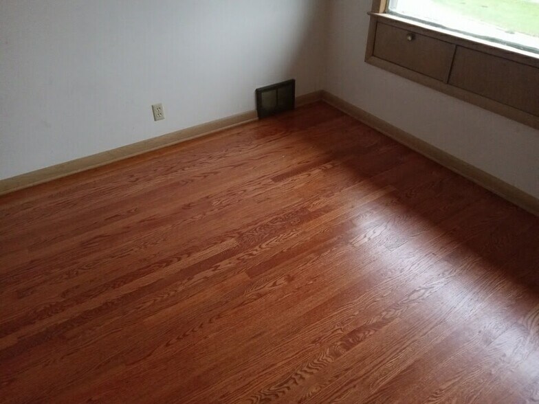 Building Photo - 12210 W North Ave