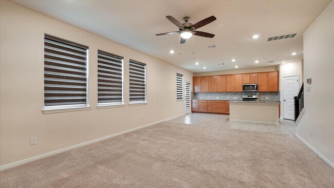 Building Photo - Redland Rd/281 Sienna Subdivision