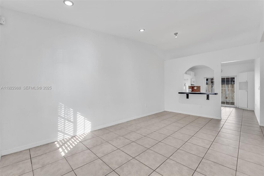 Building Photo - 7665 NW 183rd Ter