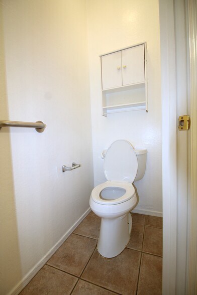 Master Powder room - 440 S Val Vista Dr.
