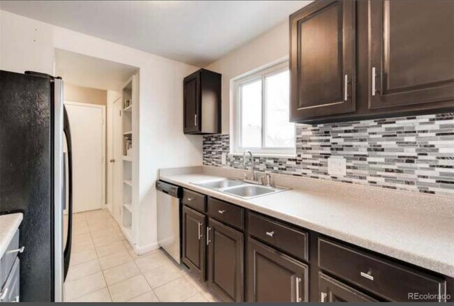 Building Photo - 4096 S Richfield St