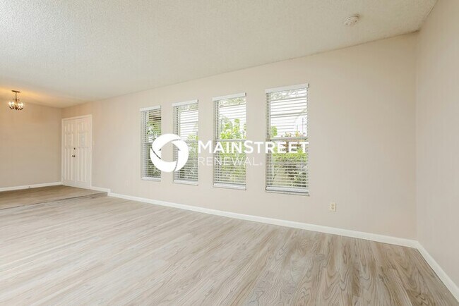 Building Photo - 4 Bedroom Pet-Friendly Home in Longwood, FL with Main Street Renewal