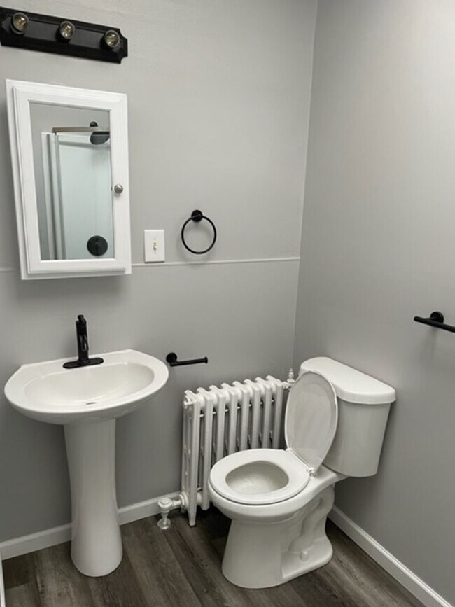 Building Photo - 502 Madison Ave