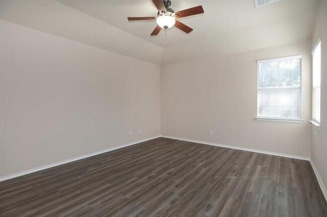 Building Photo - 1612 Melissa Oaks Ln