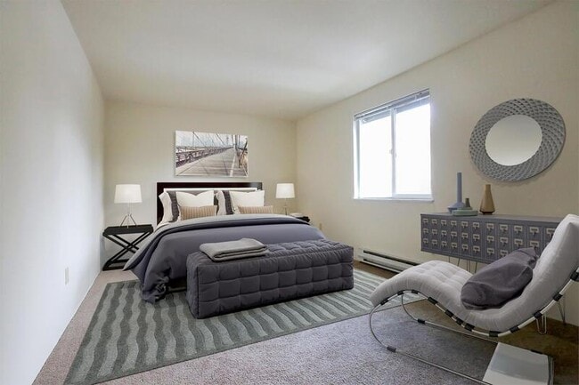 Building Photo - 14140 SW Allen Blvd