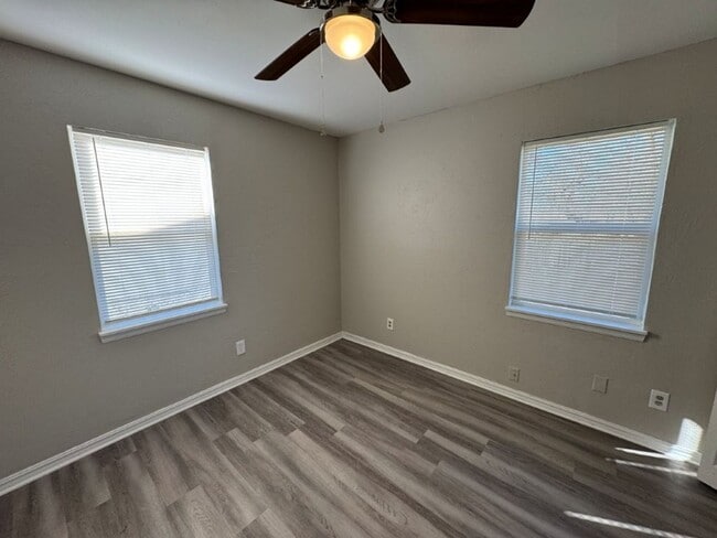 Building Photo - all Brand New 4 bed 1 bath converted garage, deck in back , large backyard in MWC!
