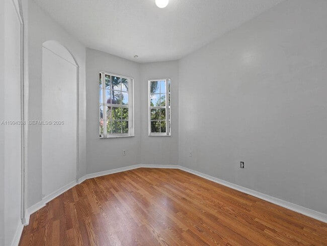 Building Photo - 5001 SW 140th Terrace