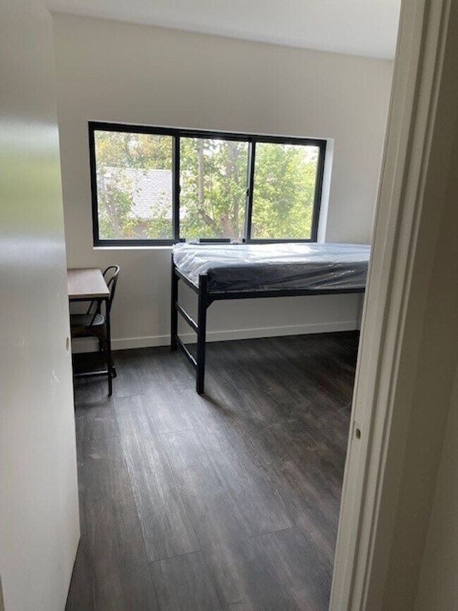 Building Photo - Unit D -Perfect for students looking for a...