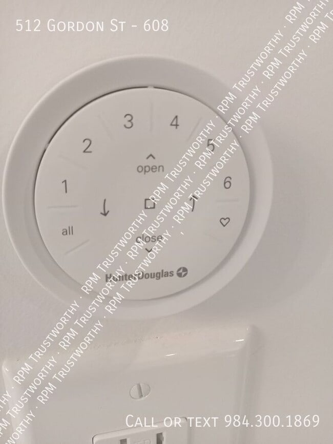 Building Photo - 512 Gordon St