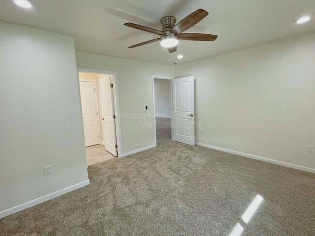 Building Photo - 14431 Wood Canyon Pl