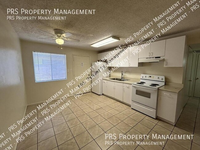 Building Photo - 1857 E University Dr