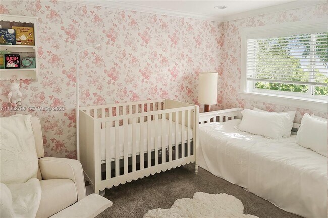 Building Photo - 11000 SW 25th St