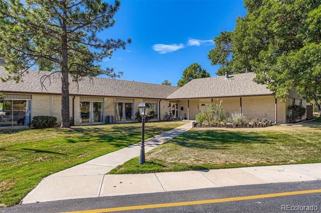 Building Photo - 4234 W Pondview Dr