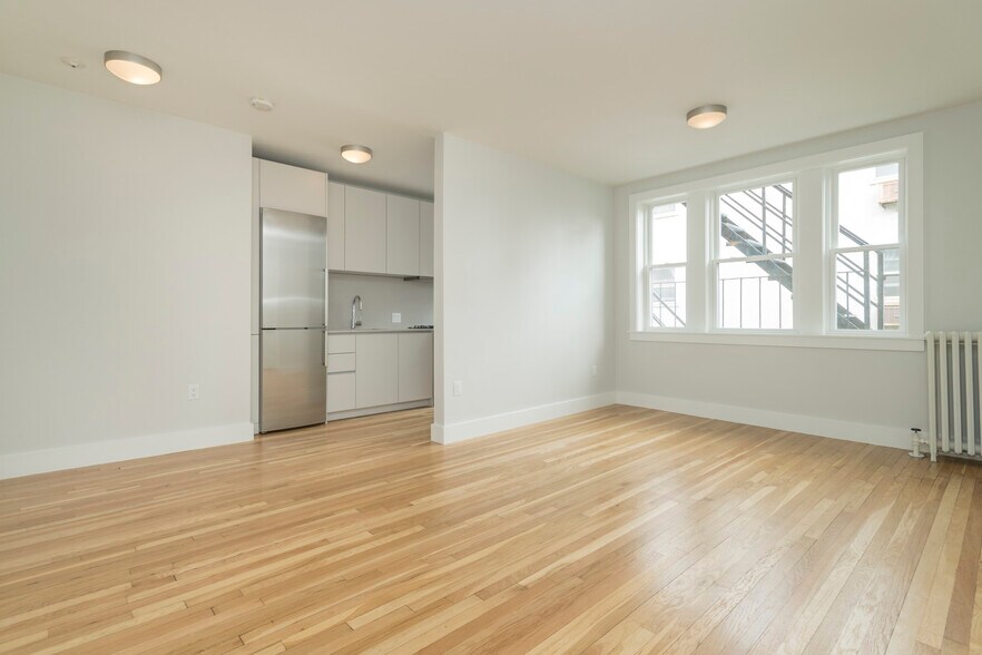 Building Photo - 136 Highland Ave