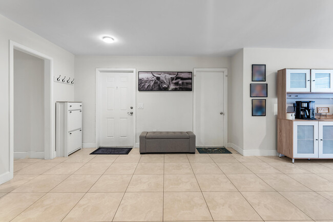 Building Photo - 22300 SW 65th Ave