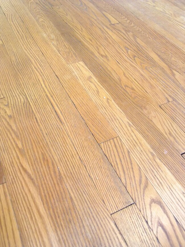 Building Photo - 8206 Greenwood Ave